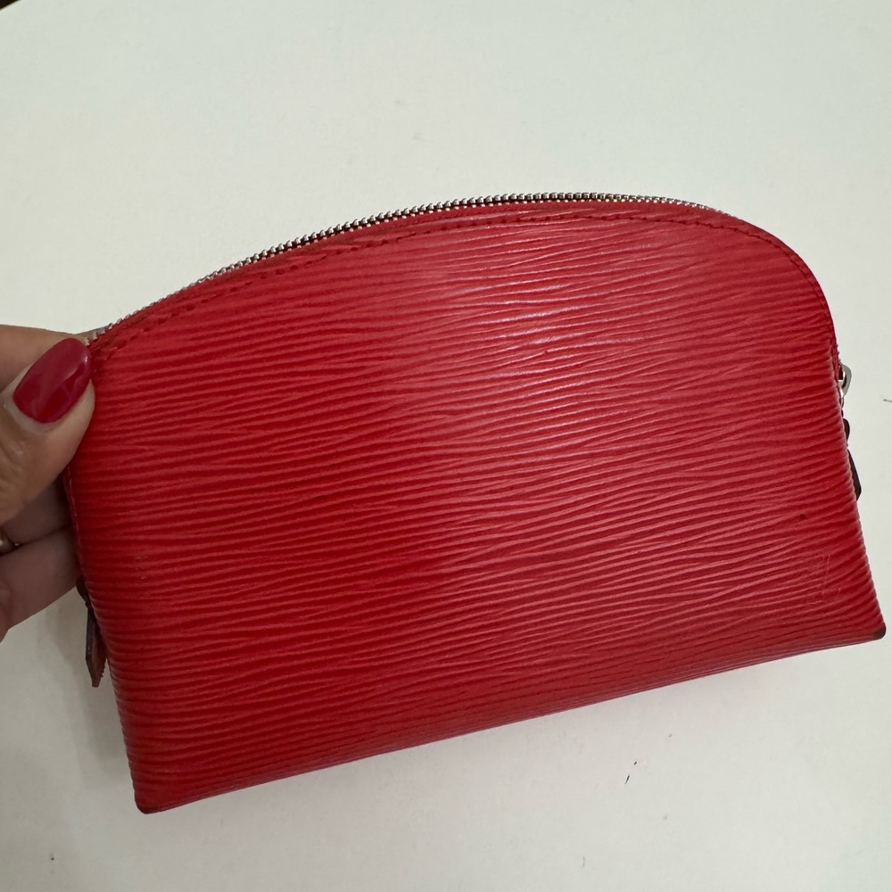 Louis Vuitton EPI cosmetic’s pouch